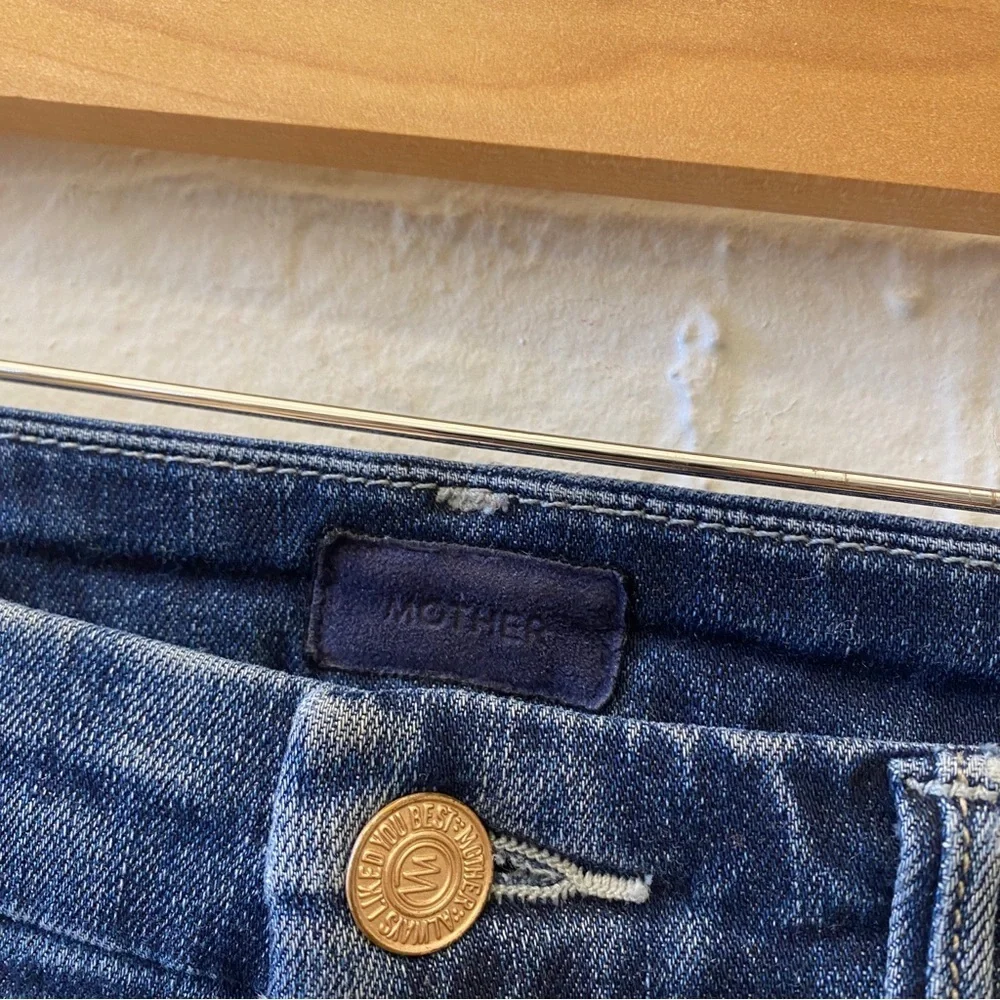 MOTHER || High Waisted Looker Ankle Fray in Close To The Edge Blue‎ 25